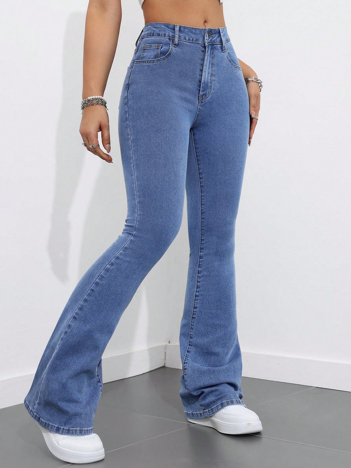 SHEIN Dames effen zak flared leg casual veelzijdige denim jeans