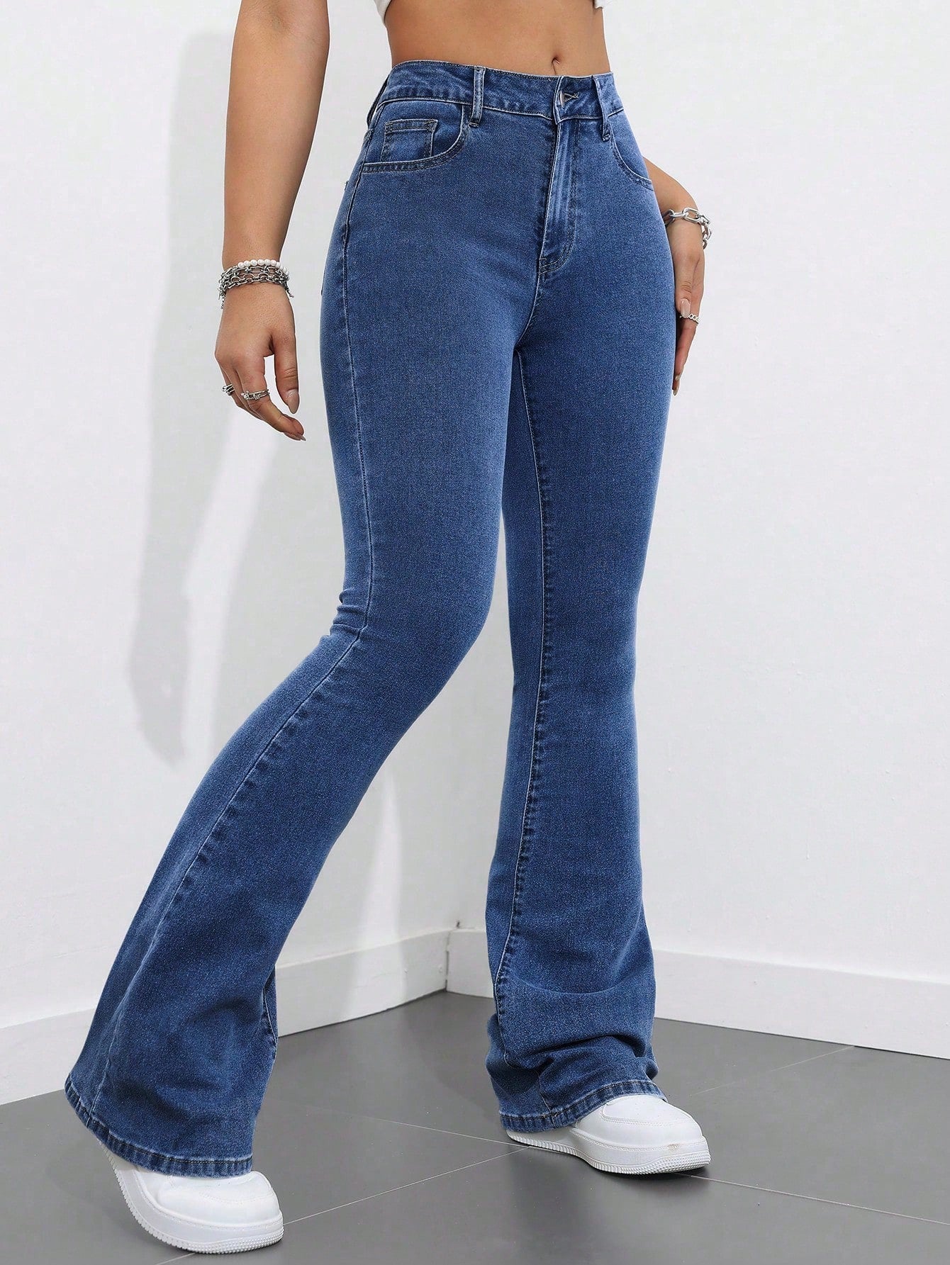 SHEIN Dames effen zak flared leg casual veelzijdige denim jeans