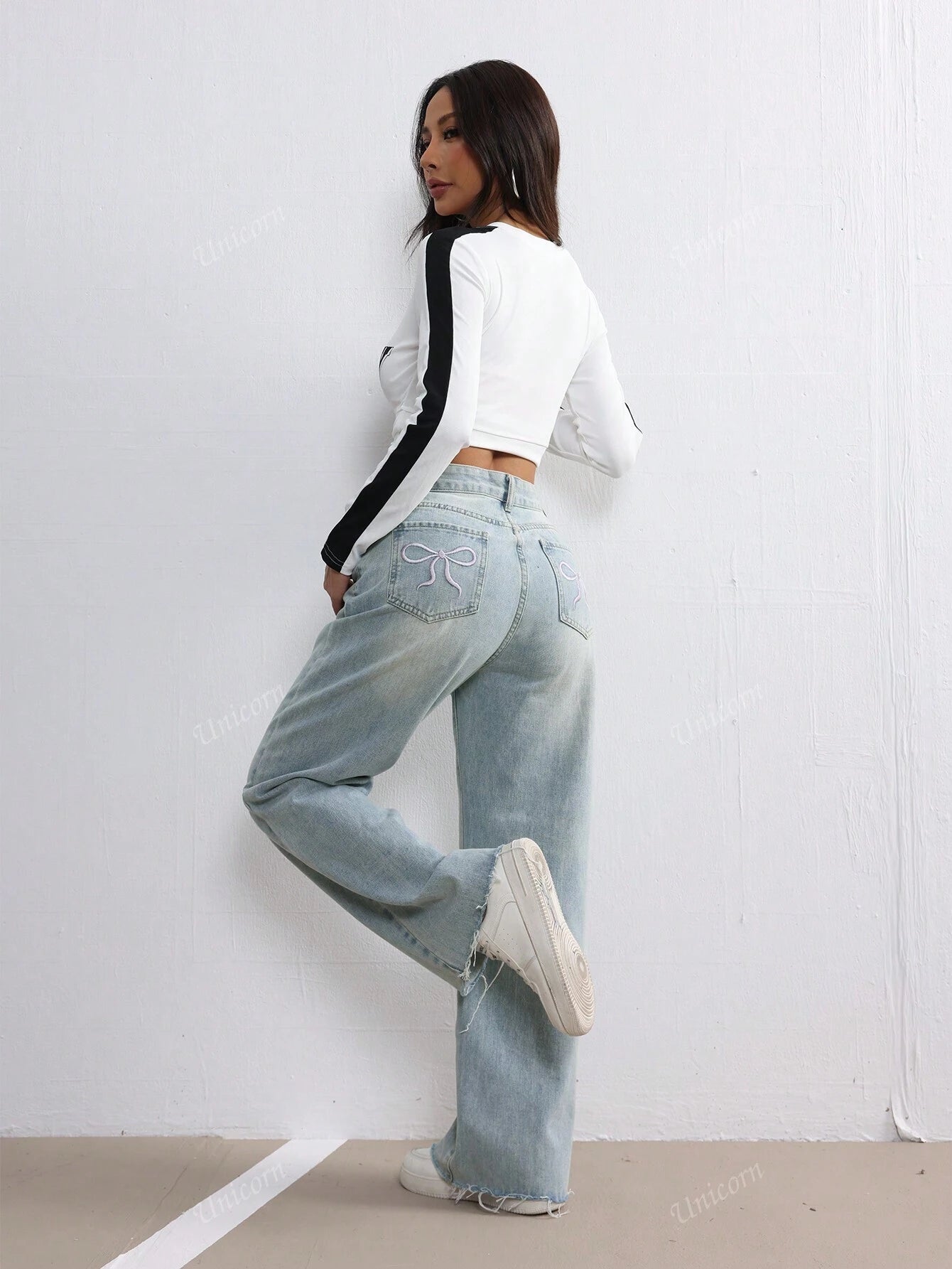 JEANS PINK BOWTIE