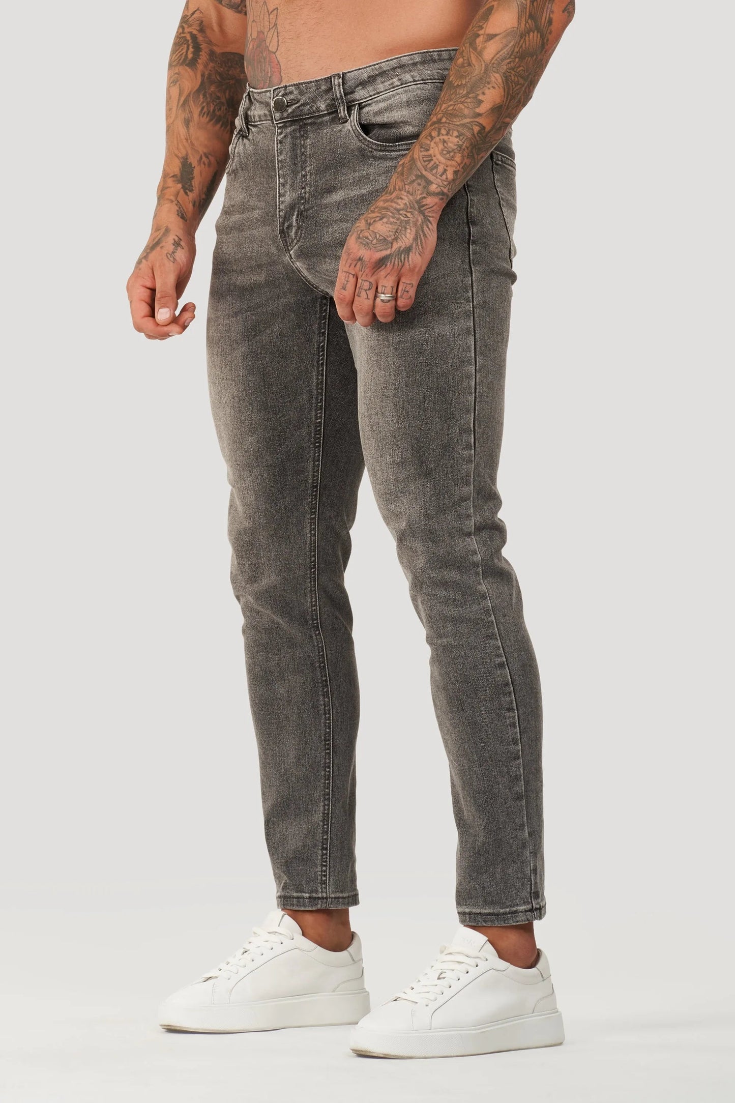 THE JAXON JEANS DARK GREY