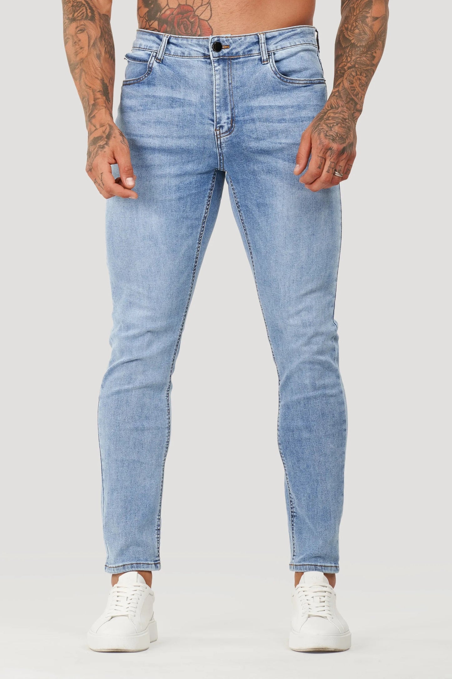 THE JAXON JEANS PALE BLUE